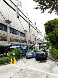 Lucky Plaza (D9), Retail #522225271